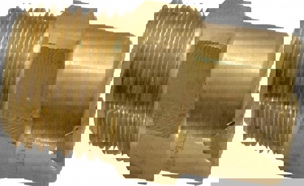 Brass Standard Fan Nozzle: 3/8